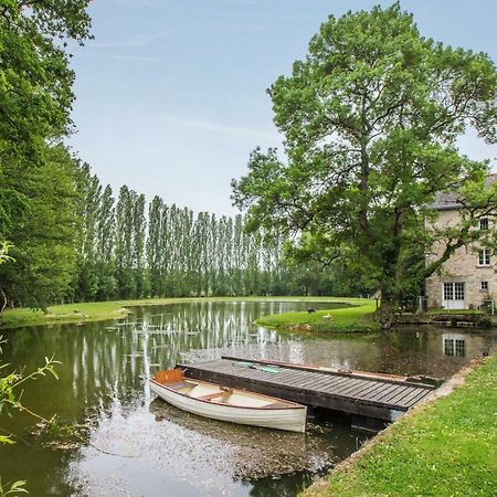Le Moulin De Chareau Bed & Breakfast Reugny  Exterior photo