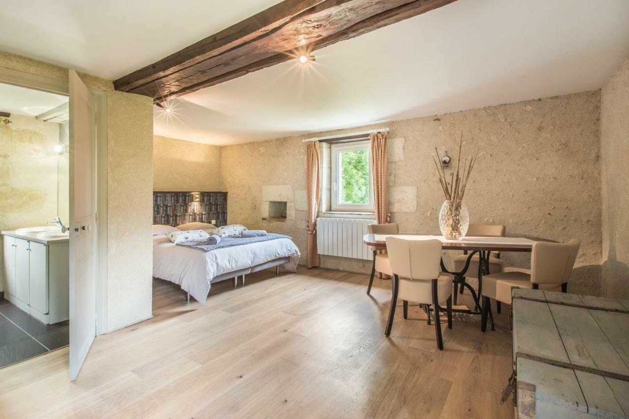 Le Moulin De Chareau Bed & Breakfast Reugny  Exterior photo